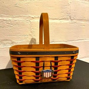 Longaberger Basket 2005 Handle, Stars, Red and Blue With Liner, Tie-on 8x10x6”